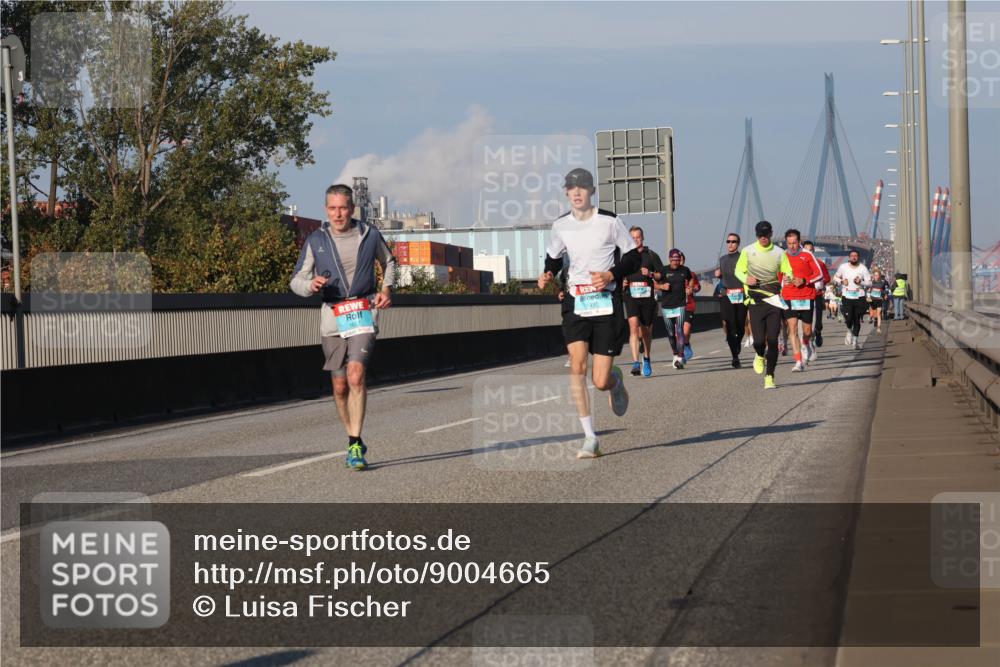 03.10.2025 - Köhlbrandbrückenlauf Luisa Fischer http://msf.ph/oto/9004665 03.10.2025 10:46:22 Position 3 1432 meine-sportfotos.de
