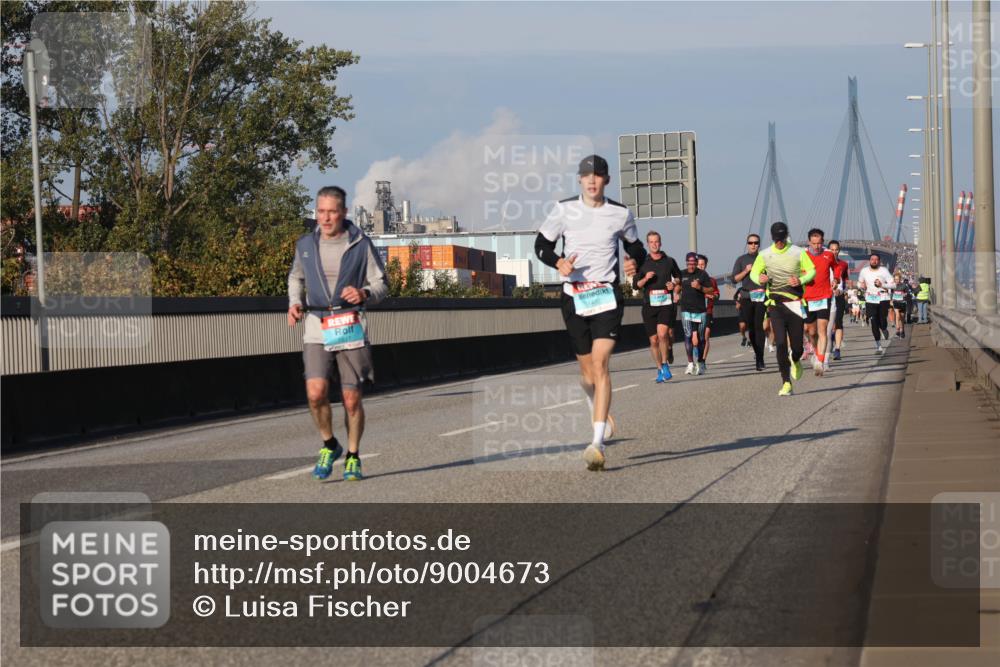 03.10.2025 - Köhlbrandbrückenlauf Luisa Fischer http://msf.ph/oto/9004673 03.10.2025 10:46:22 Position 3 1432 meine-sportfotos.de