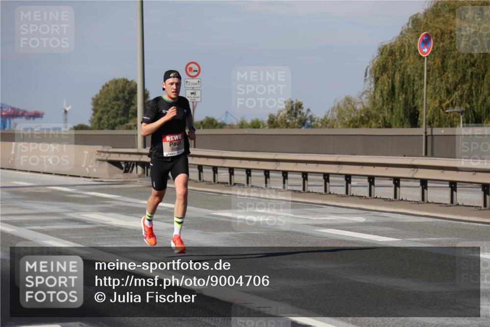 03.10.2025 - Köhlbrandbrückenlauf Julia Fischer http://msf.ph/oto/9004706 03.10.2025 12:32:52 Position 3 6099, 12, 5 meine-sportfotos.de