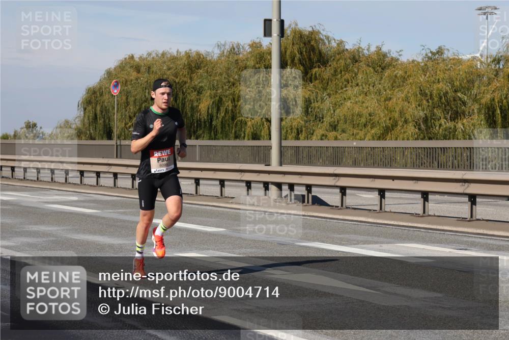 03.10.2025 - Köhlbrandbrückenlauf Julia Fischer http://msf.ph/oto/9004714 03.10.2025 12:32:54 Position 3 6099 meine-sportfotos.de