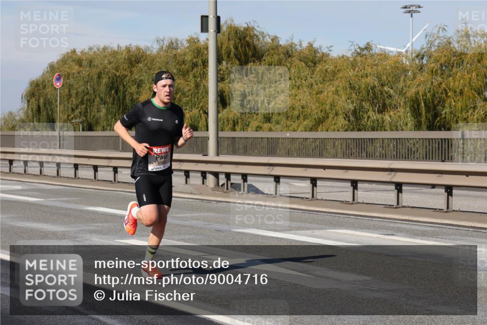 03.10.2025 - Köhlbrandbrückenlauf Julia Fischer http://msf.ph/oto/9004716 03.10.2025 12:32:54 Position 3 96, 6099 meine-sportfotos.de