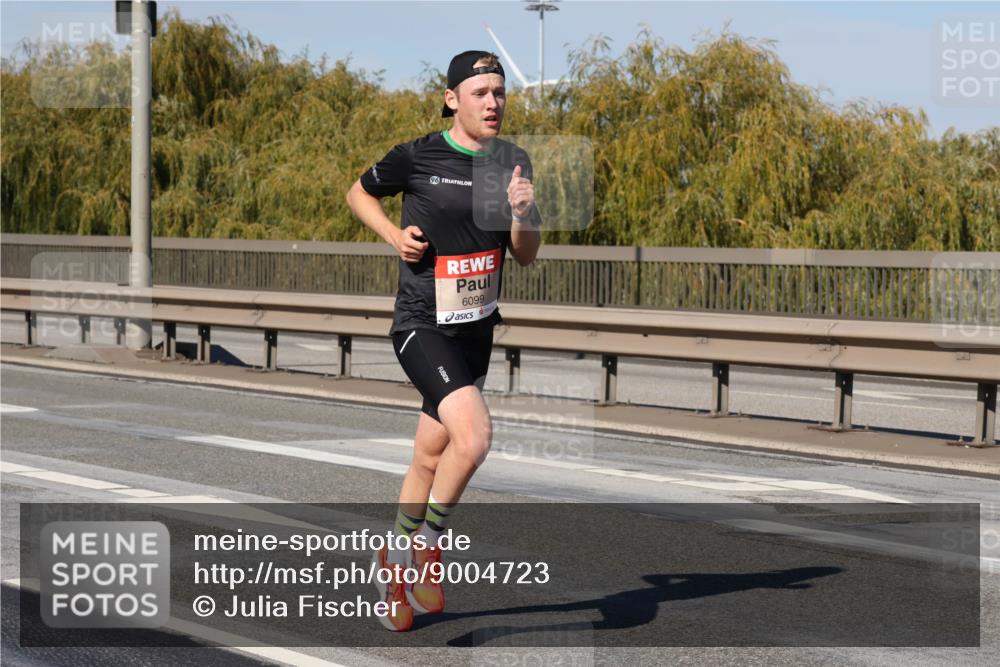 03.10.2025 - Köhlbrandbrückenlauf Julia Fischer http://msf.ph/oto/9004723 03.10.2025 12:32:55 Position 3 96, 6099 meine-sportfotos.de