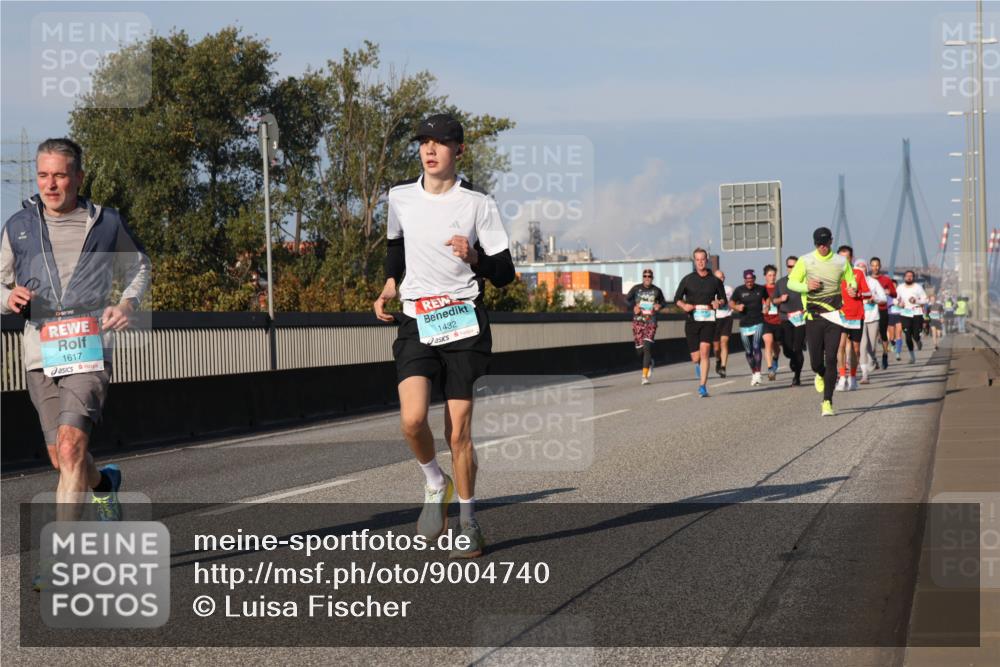 03.10.2025 - Köhlbrandbrückenlauf Luisa Fischer http://msf.ph/oto/9004740 03.10.2025 10:46:24 Position 3 28, 1617, 1432 meine-sportfotos.de