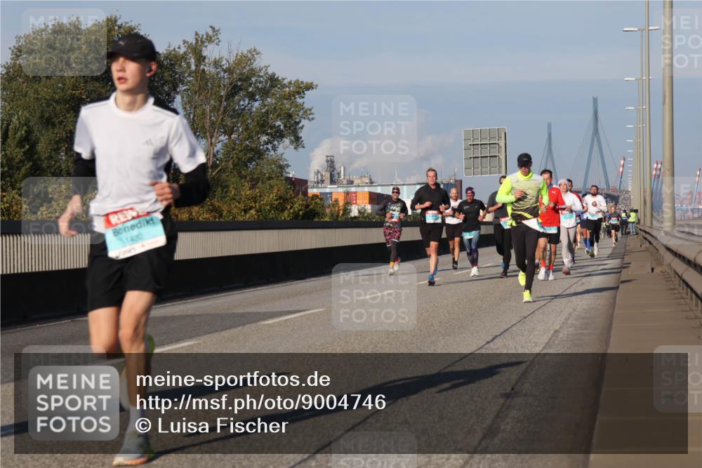 03.10.2025 - Köhlbrandbrückenlauf Luisa Fischer http://msf.ph/oto/9004746 03.10.2025 10:46:25 Position 3 1432 meine-sportfotos.de