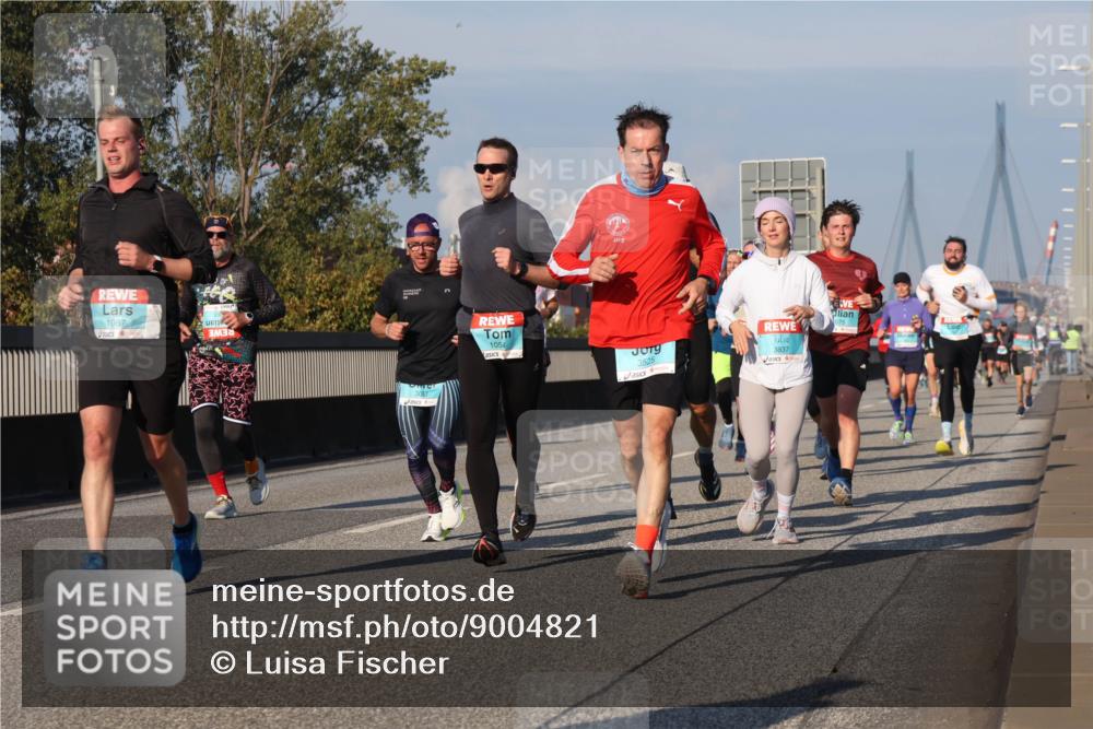03.10.2025 - Köhlbrandbrückenlauf Luisa Fischer http://msf.ph/oto/9004821 03.10.2025 10:46:30 Position 3  meine-sportfotos.de