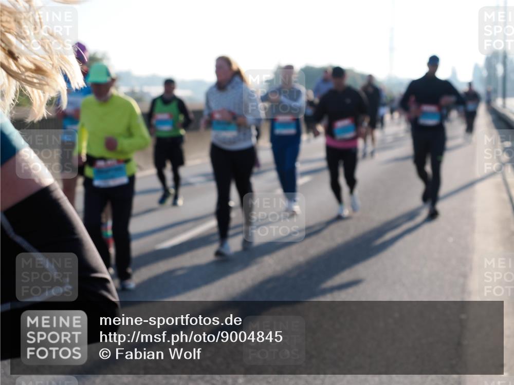 03.10.2025 - Köhlbrandbrückenlauf Fabian Wolf http://msf.ph/oto/9004845 03.10.2025 09:18:56 Position 3  meine-sportfotos.de