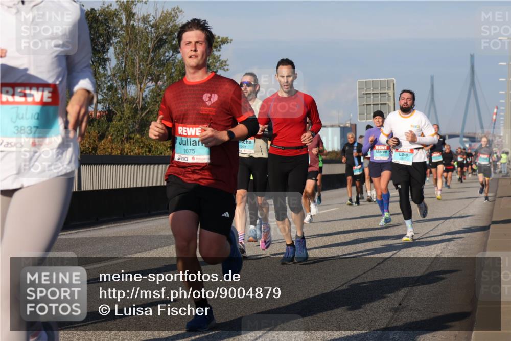 03.10.2025 - Köhlbrandbrückenlauf Luisa Fischer http://msf.ph/oto/9004879 03.10.2025 10:46:33 Position 3 3837, 1075, 1269, 3340 meine-sportfotos.de