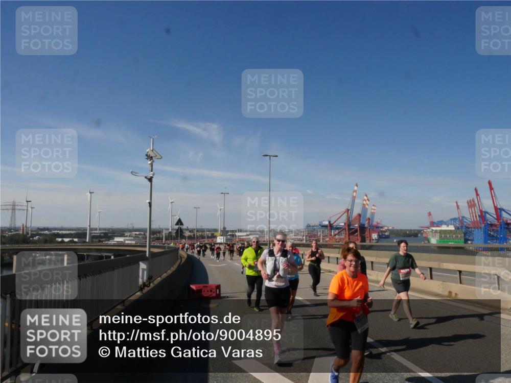03.10.2025 - Köhlbrandbrückenlauf Matties Gatica Varas http://msf.ph/oto/9004895 03.10.2025 12:58:48 Position 2  meine-sportfotos.de