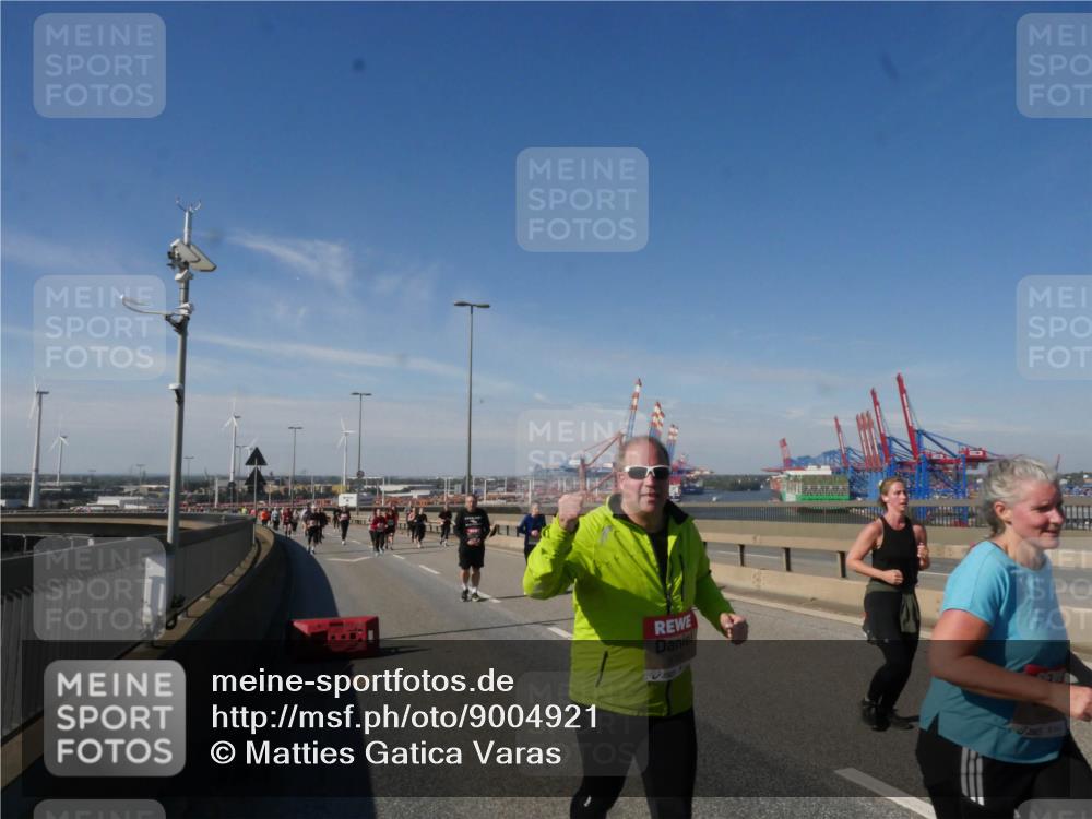 03.10.2025 - Köhlbrandbrückenlauf Matties Gatica Varas http://msf.ph/oto/9004921 03.10.2025 12:58:50 Position 2 5783 meine-sportfotos.de