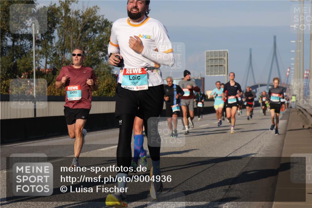 03.10.2025 - Köhlbrandbrückenlauf Luisa Fischer http://msf.ph/oto/9004936 03.10.2025 10:46:36 Position 3 1411, 8, 3340 meine-sportfotos.de
