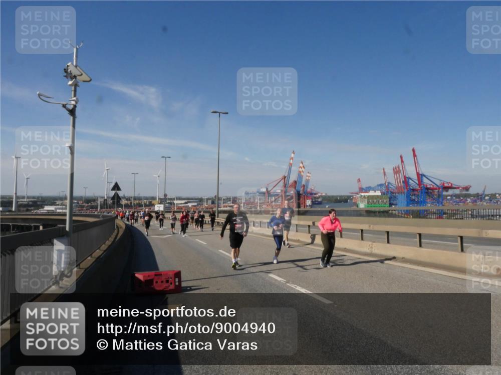 03.10.2025 - Köhlbrandbrückenlauf Matties Gatica Varas http://msf.ph/oto/9004940 03.10.2025 12:58:51 Position 2  meine-sportfotos.de