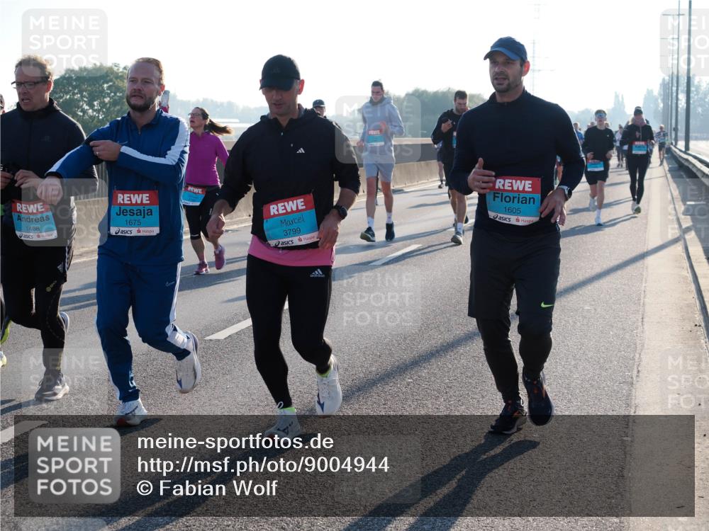 03.10.2025 - Köhlbrandbrückenlauf Fabian Wolf http://msf.ph/oto/9004944 03.10.2025 09:18:58 Position 3 1408, 1675, 3799, 1605 meine-sportfotos.de