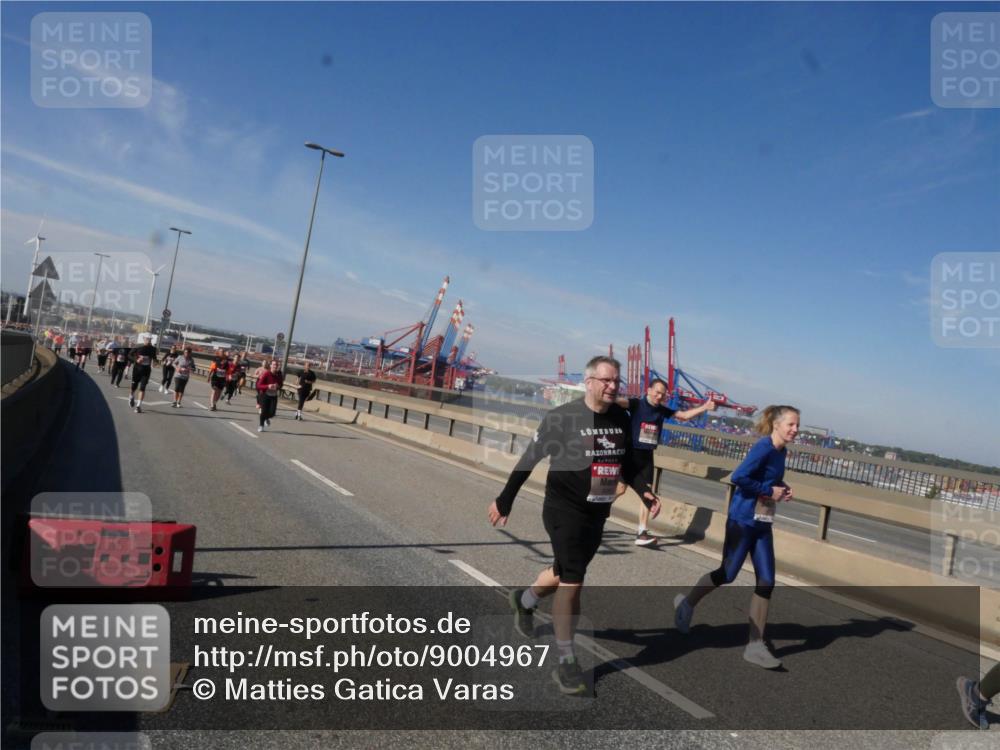 03.10.2025 - Köhlbrandbrückenlauf Matties Gatica Varas http://msf.ph/oto/9004967 03.10.2025 12:58:53 Position 2  meine-sportfotos.de