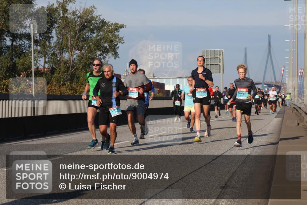 03.10.2025 - Köhlbrandbrückenlauf Luisa Fischer http://msf.ph/oto/9004974 03.10.2025 10:46:38 Position 3 1087, 1237, 2997 meine-sportfotos.de