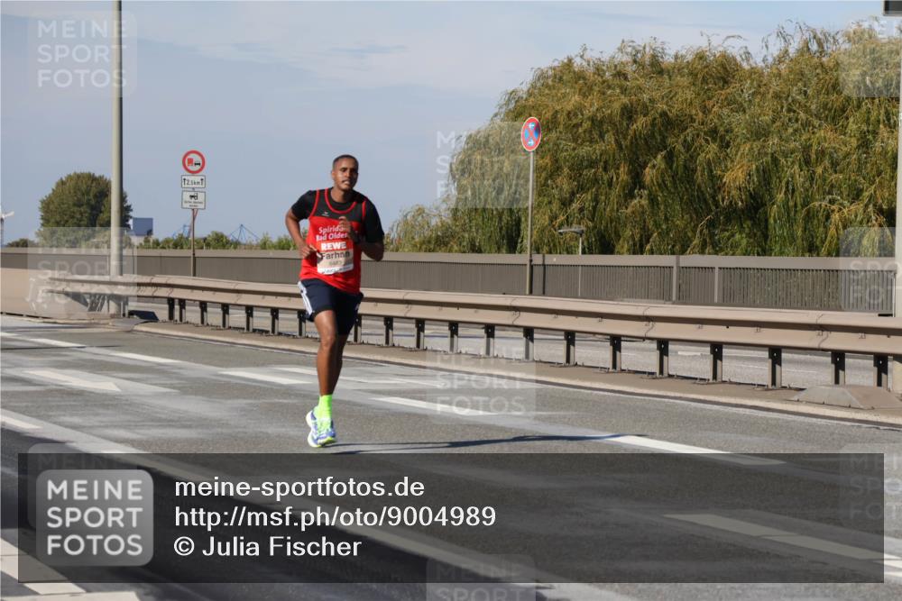 03.10.2025 - Köhlbrandbrückenlauf Julia Fischer http://msf.ph/oto/9004989 03.10.2025 12:36:50 Position 3 12, 5, 6483 meine-sportfotos.de