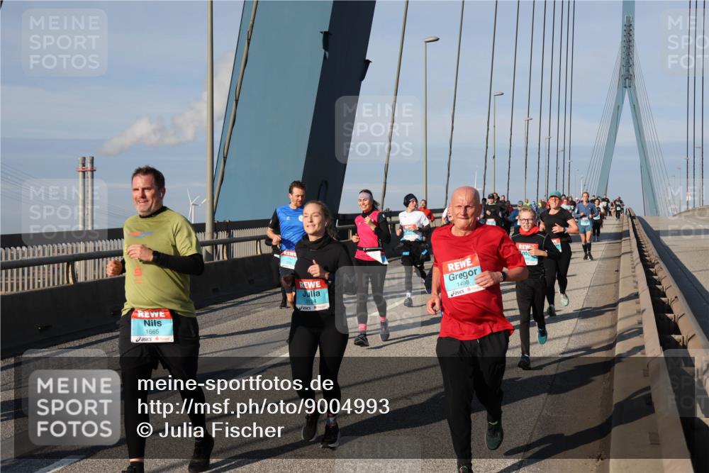 03.10.2025 - Köhlbrandbrückenlauf Julia Fischer http://msf.ph/oto/9004993 03.10.2025 09:50:44 Position 2 1665, 3134, 1498 meine-sportfotos.de