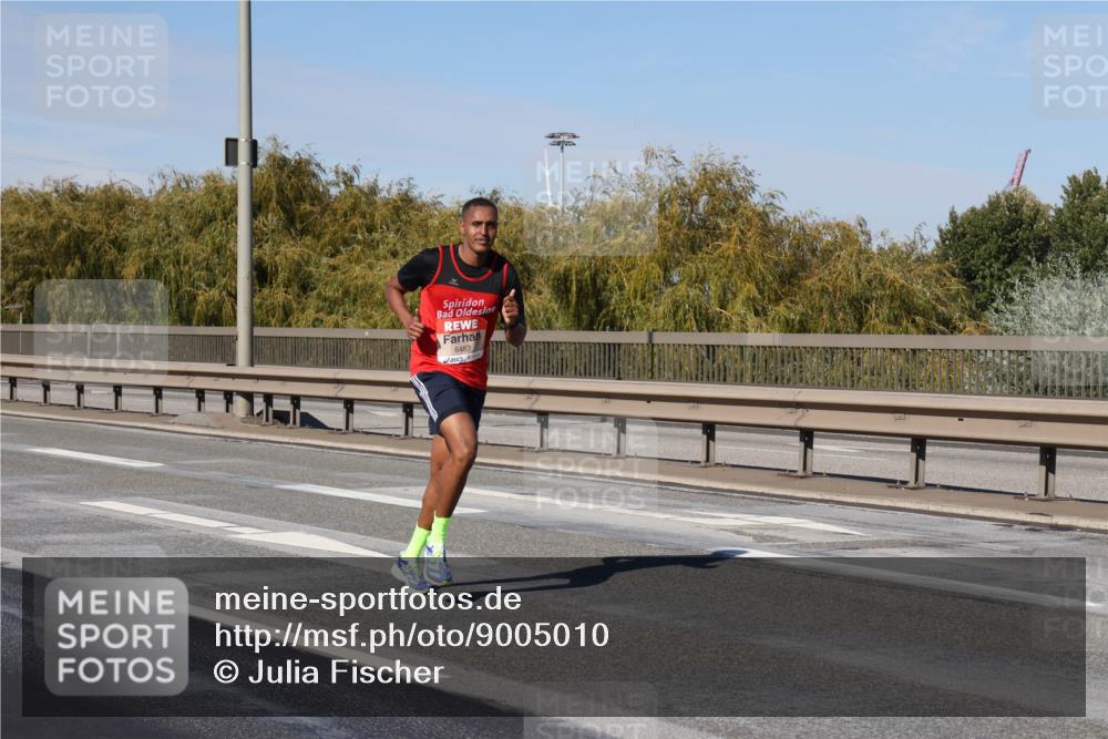 03.10.2025 - Köhlbrandbrückenlauf Julia Fischer http://msf.ph/oto/9005010 03.10.2025 12:36:53 Position 3 6483 meine-sportfotos.de