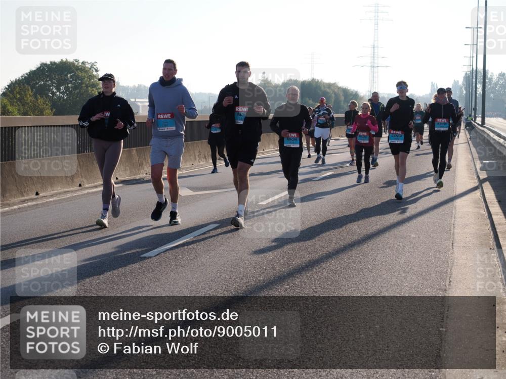 03.10.2025 - Köhlbrandbrückenlauf Fabian Wolf http://msf.ph/oto/9005011 03.10.2025 09:19:00 Position 3 3315 meine-sportfotos.de