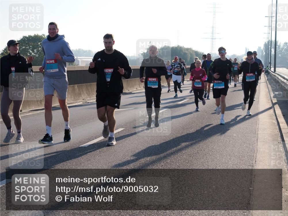 03.10.2025 - Köhlbrandbrückenlauf Fabian Wolf http://msf.ph/oto/9005032 03.10.2025 09:19:01 Position 3 3781, 3315 meine-sportfotos.de