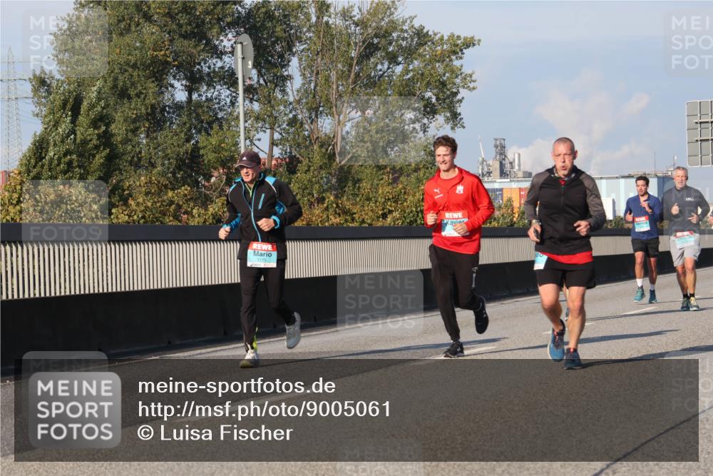 03.10.2025 - Köhlbrandbrückenlauf Luisa Fischer http://msf.ph/oto/9005061 03.10.2025 10:46:45 Position 3  meine-sportfotos.de