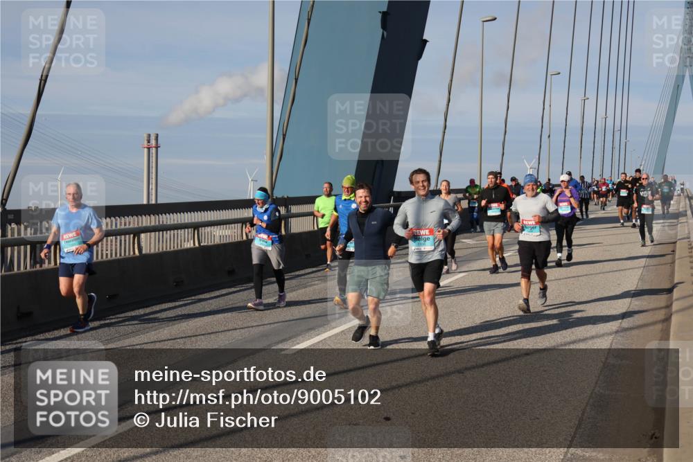 03.10.2025 - Köhlbrandbrückenlauf Julia Fischer http://msf.ph/oto/9005102 03.10.2025 09:51:01 Position 2  meine-sportfotos.de