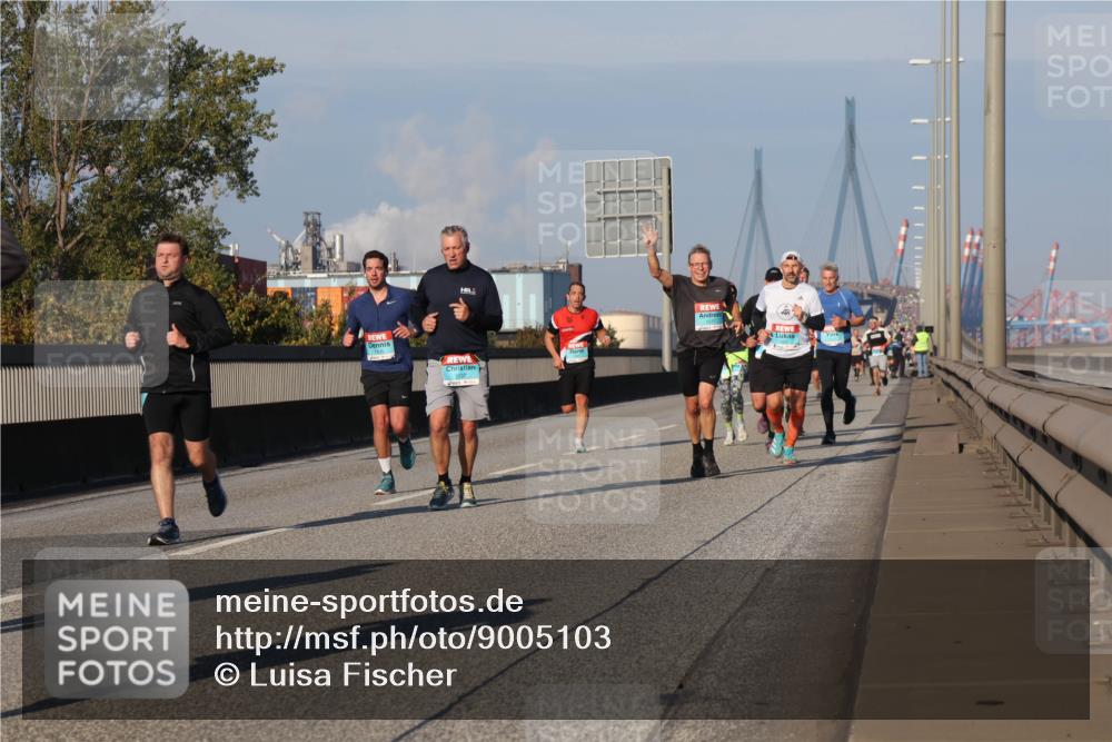 03.10.2025 - Köhlbrandbrückenlauf Luisa Fischer http://msf.ph/oto/9005103 03.10.2025 10:46:47 Position 3  meine-sportfotos.de