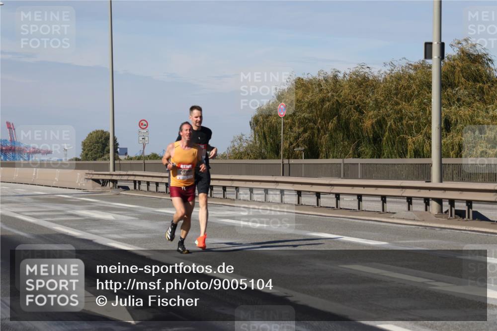 03.10.2025 - Köhlbrandbrückenlauf Julia Fischer http://msf.ph/oto/9005104 03.10.2025 12:38:30 Position 3 12, 5 meine-sportfotos.de
