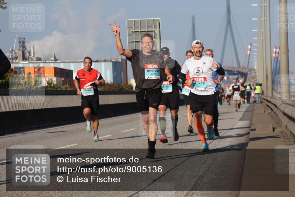 03.10.2025 - Köhlbrandbrückenlauf Luisa Fischer http://msf.ph/oto/9005136 03.10.2025 10:46:50 Position 3 1077, 2709, 6, 2697 meine-sportfotos.de