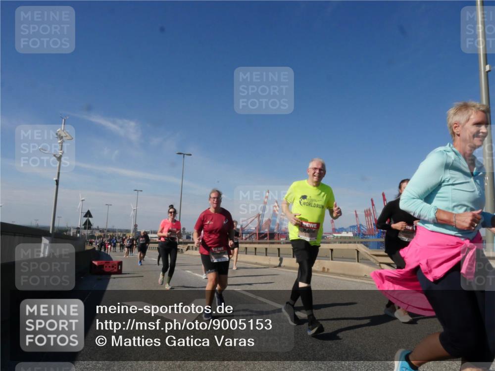 03.10.2025 - Köhlbrandbrückenlauf Matties Gatica Varas http://msf.ph/oto/9005153 03.10.2025 12:59:21 Position 2 615 meine-sportfotos.de