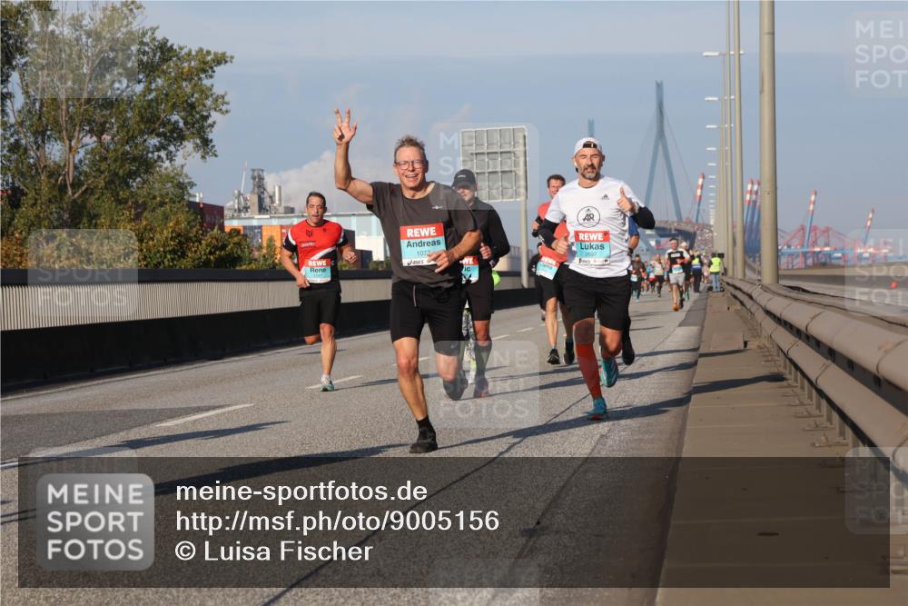 03.10.2025 - Köhlbrandbrückenlauf Luisa Fischer http://msf.ph/oto/9005156 03.10.2025 10:46:51 Position 3 1077, 2697 meine-sportfotos.de