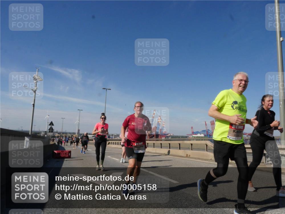 03.10.2025 - Köhlbrandbrückenlauf Matties Gatica Varas http://msf.ph/oto/9005158 03.10.2025 12:59:22 Position 2 11111, 6156 meine-sportfotos.de