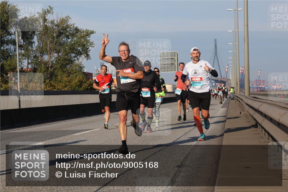 03.10.2025 - Köhlbrandbrückenlauf Luisa Fischer http://msf.ph/oto/9005168 03.10.2025 10:46:52 Position 3 200, 2697 meine-sportfotos.de