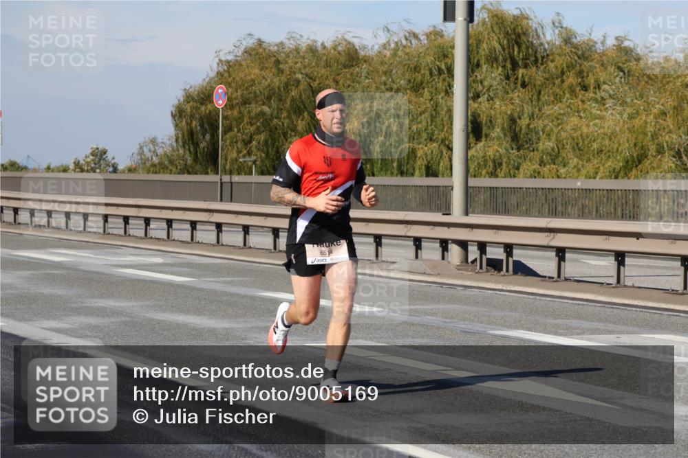 03.10.2025 - Köhlbrandbrückenlauf Julia Fischer http://msf.ph/oto/9005169 03.10.2025 12:38:56 Position 3 6514 meine-sportfotos.de