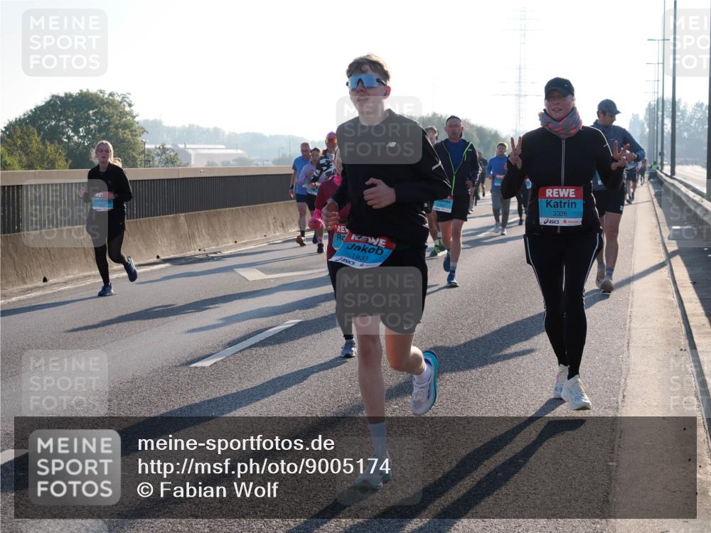 03.10.2025 - Köhlbrandbrückenlauf Fabian Wolf http://msf.ph/oto/9005174 03.10.2025 09:19:04 Position 3 1933, 9, 3326 meine-sportfotos.de