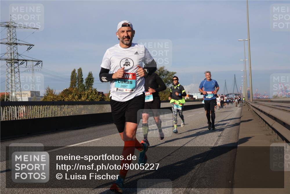 03.10.2025 - Köhlbrandbrückenlauf Luisa Fischer http://msf.ph/oto/9005227 03.10.2025 10:46:55 Position 3 2697, 2709 meine-sportfotos.de