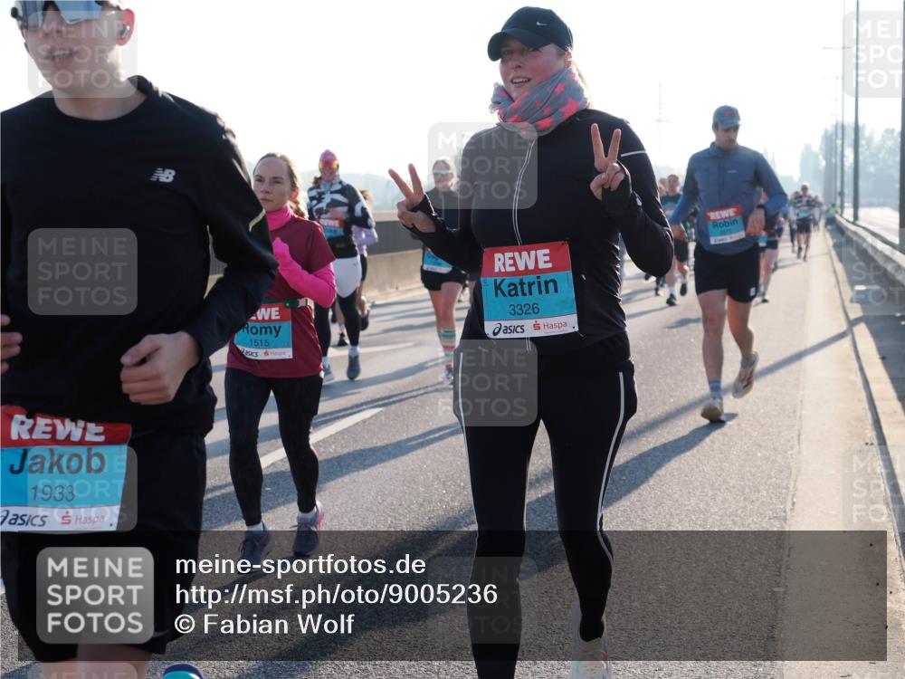 03.10.2025 - Köhlbrandbrückenlauf Fabian Wolf http://msf.ph/oto/9005236 03.10.2025 09:19:05 Position 3 1933, 1515, 3326 meine-sportfotos.de