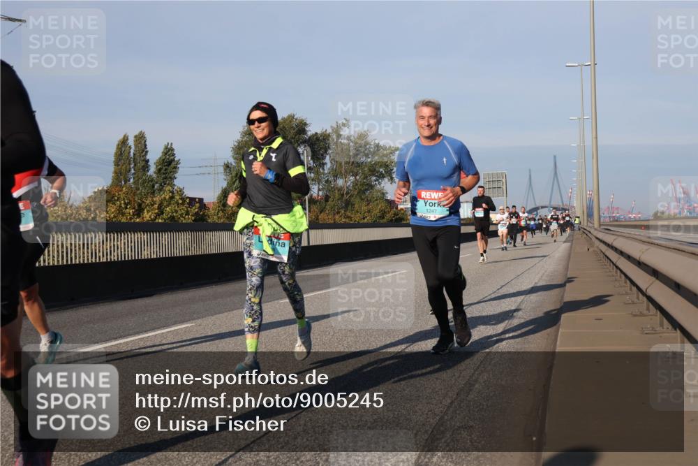 03.10.2025 - Köhlbrandbrückenlauf Luisa Fischer http://msf.ph/oto/9005245 03.10.2025 10:46:56 Position 3 1247 meine-sportfotos.de