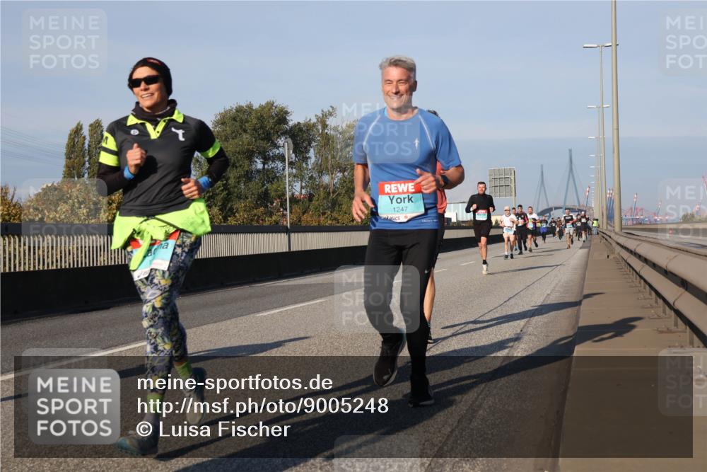 03.10.2025 - Köhlbrandbrückenlauf Luisa Fischer http://msf.ph/oto/9005248 03.10.2025 10:46:56 Position 3 1247 meine-sportfotos.de