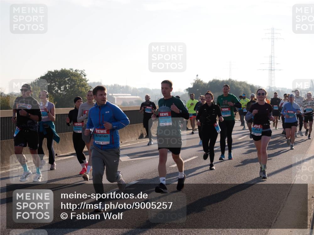 03.10.2025 - Köhlbrandbrückenlauf Fabian Wolf http://msf.ph/oto/9005257 03.10.2025 09:19:10 Position 3 2117, 1699 meine-sportfotos.de