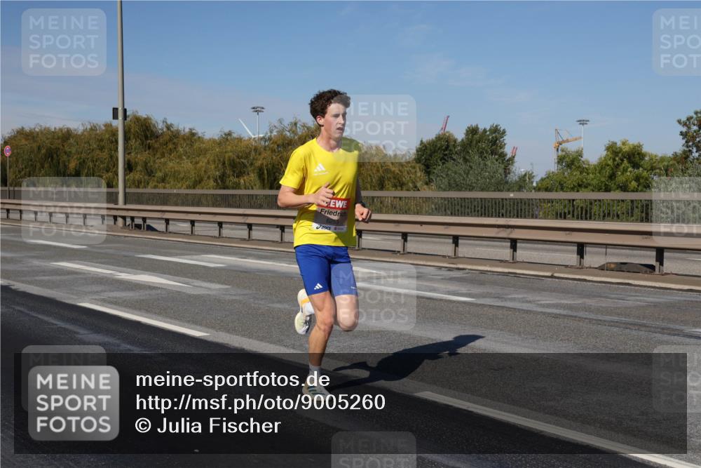 03.10.2025 - Köhlbrandbrückenlauf Julia Fischer http://msf.ph/oto/9005260 03.10.2025 12:39:20 Position 3 6253 meine-sportfotos.de