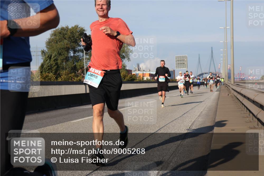 03.10.2025 - Köhlbrandbrückenlauf Luisa Fischer http://msf.ph/oto/9005268 03.10.2025 10:46:57 Position 3 1231 meine-sportfotos.de