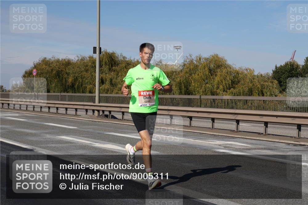 03.10.2025 - Köhlbrandbrückenlauf Julia Fischer http://msf.ph/oto/9005311 03.10.2025 12:39:37 Position 3 6248 meine-sportfotos.de