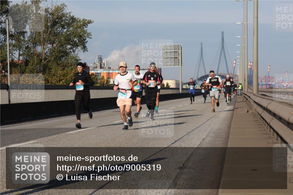 03.10.2025 - Köhlbrandbrückenlauf Luisa Fischer http://msf.ph/oto/9005319 03.10.2025 10:47:01 Position 3  meine-sportfotos.de