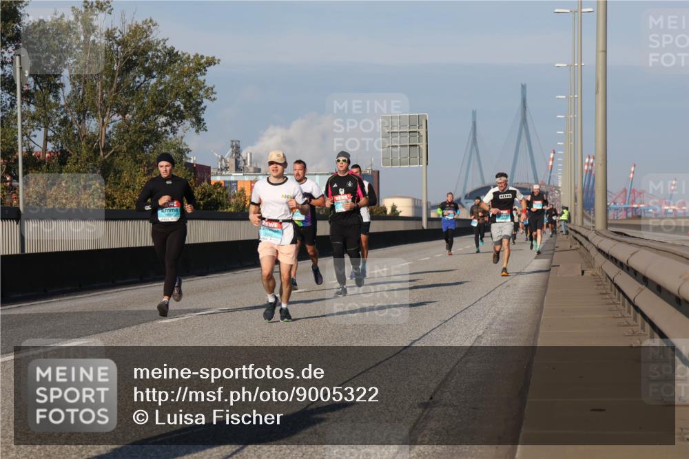03.10.2025 - Köhlbrandbrückenlauf Luisa Fischer http://msf.ph/oto/9005322 03.10.2025 10:47:01 Position 3  meine-sportfotos.de