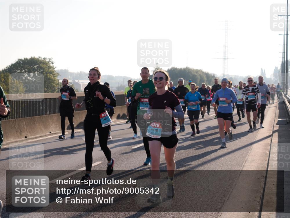03.10.2025 - Köhlbrandbrückenlauf Fabian Wolf http://msf.ph/oto/9005342 03.10.2025 09:19:11 Position 3 3186, 3642 meine-sportfotos.de
