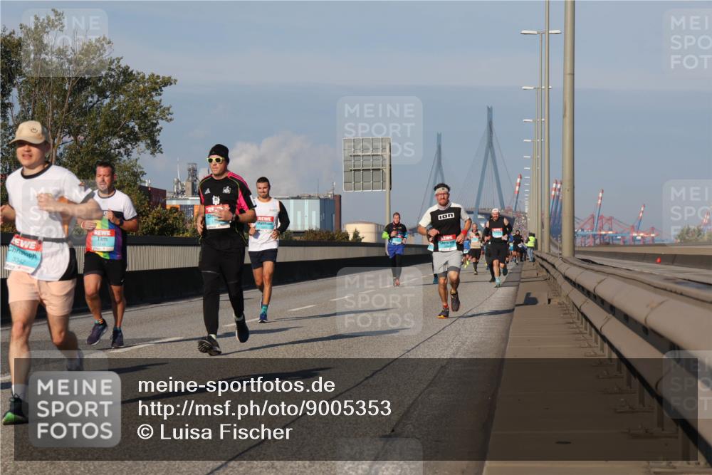 03.10.2025 - Köhlbrandbrückenlauf Luisa Fischer http://msf.ph/oto/9005353 03.10.2025 10:47:03 Position 3 3342 meine-sportfotos.de
