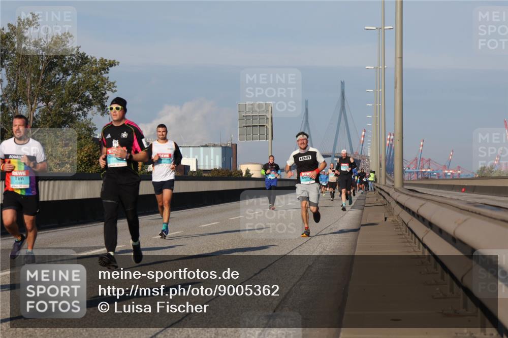03.10.2025 - Köhlbrandbrückenlauf Luisa Fischer http://msf.ph/oto/9005362 03.10.2025 10:47:04 Position 3 1248 meine-sportfotos.de