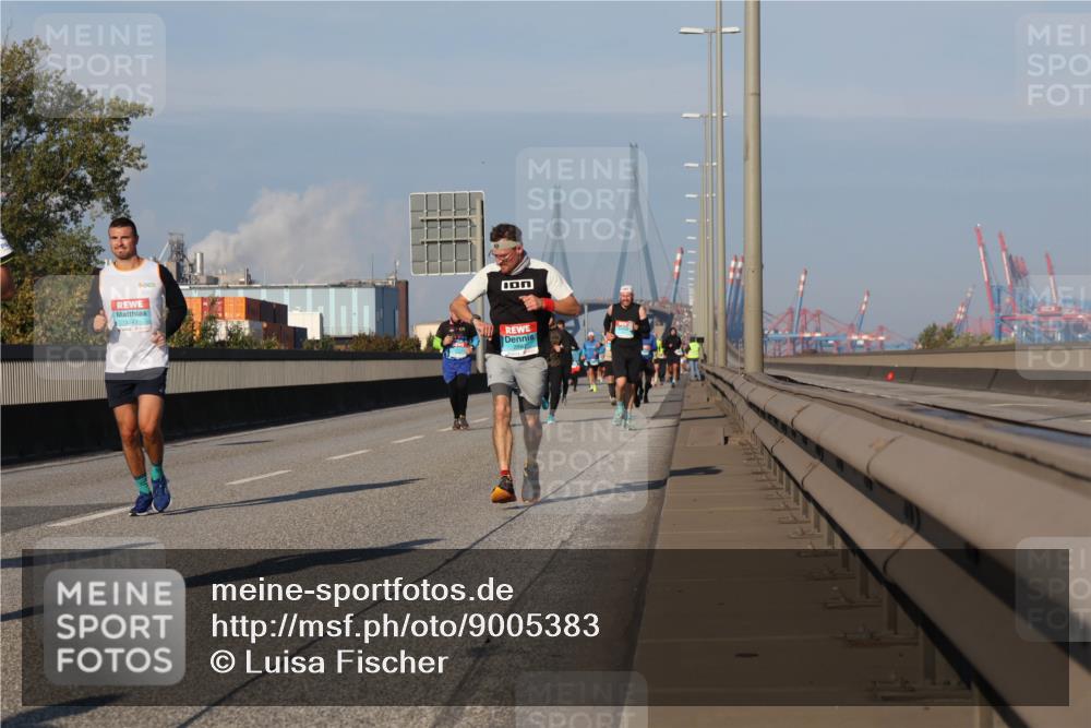 03.10.2025 - Köhlbrandbrückenlauf Luisa Fischer http://msf.ph/oto/9005383 03.10.2025 10:47:05 Position 3  meine-sportfotos.de