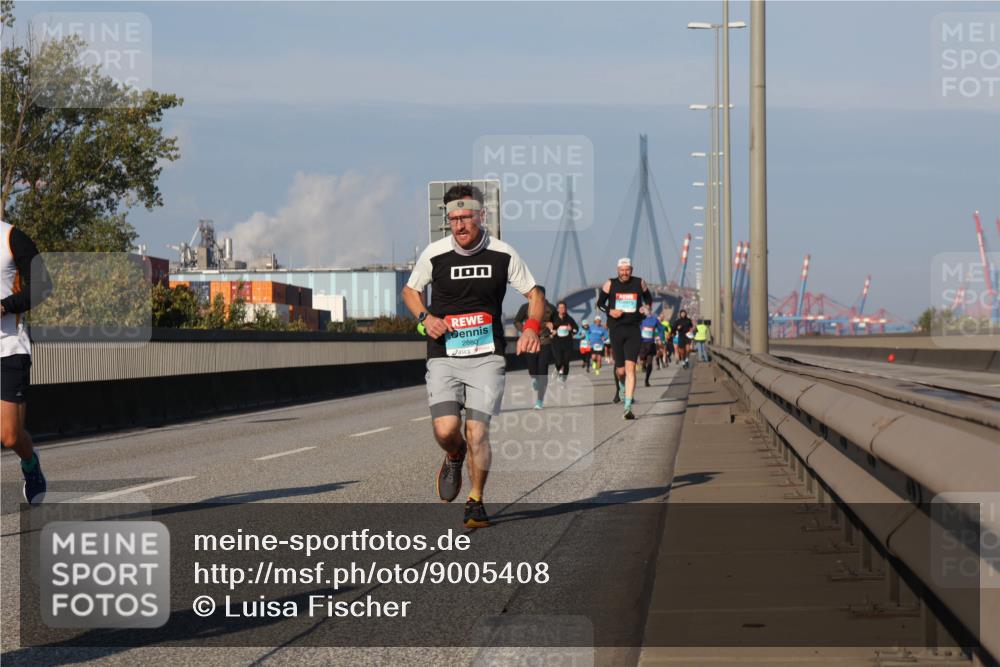 03.10.2025 - Köhlbrandbrückenlauf Luisa Fischer http://msf.ph/oto/9005408 03.10.2025 10:47:07 Position 3 2880 meine-sportfotos.de