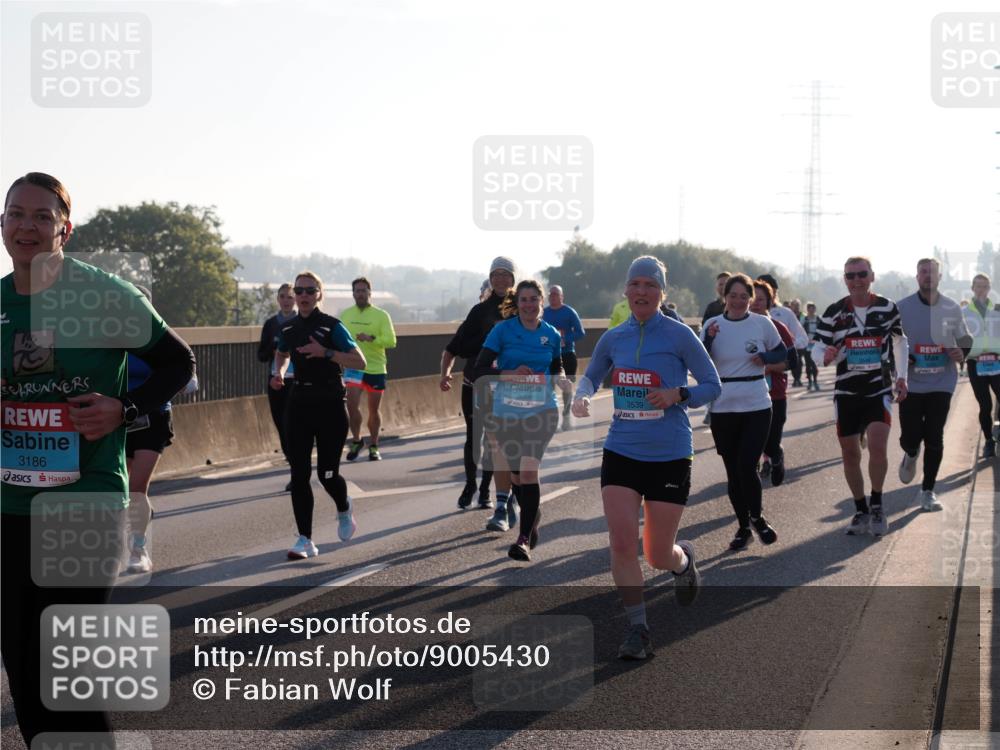 03.10.2025 - Köhlbrandbrückenlauf Fabian Wolf http://msf.ph/oto/9005430 03.10.2025 09:19:14 Position 3 3186, 3539 meine-sportfotos.de